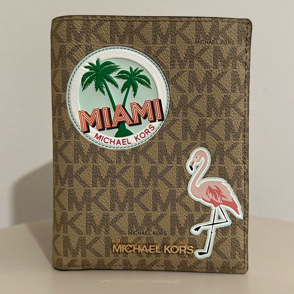 NWT Michael Kors Passport Wallet featuring Miami Travel Stamp
